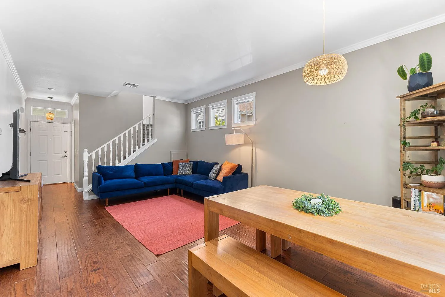 1040 Addison Circle - Photo 4