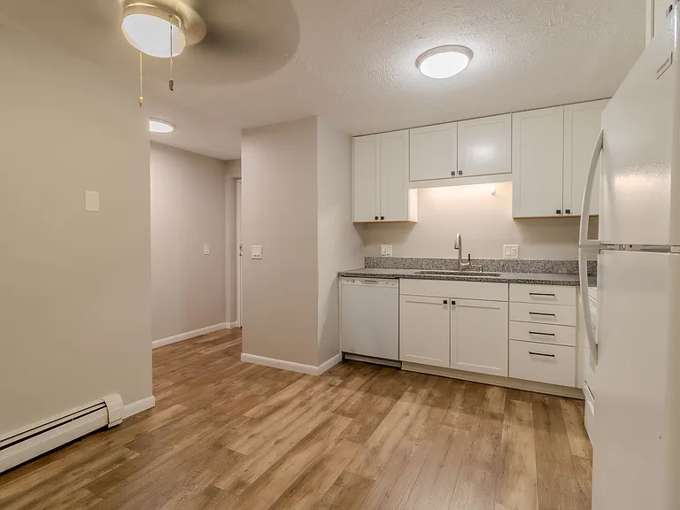 The Tides 1510 Veterans Dr — Photo 89