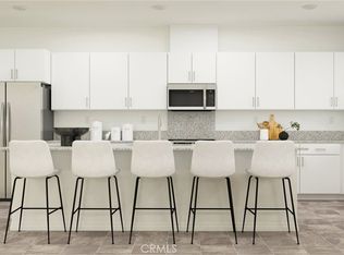 321 Sunny Oak Ln, Perris, CA 92570