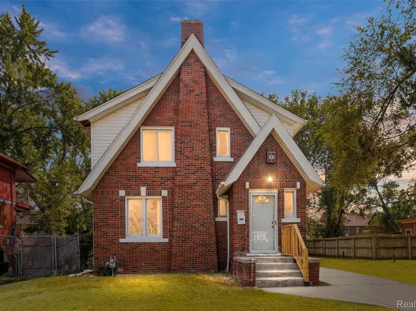 17536 Pennington Dr, Detroit, MI 48221