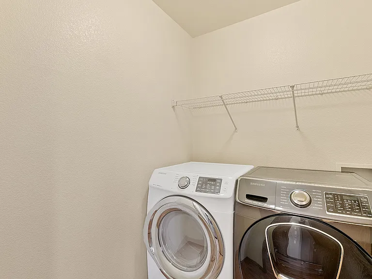 1035 Lords Hill Dr — Photo 24