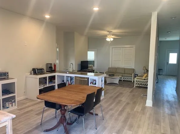 3180 S 3rd St, Louisville, KY 40214