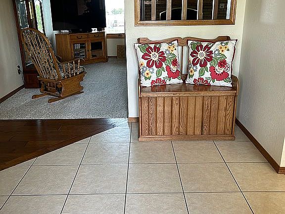 5th image of 1610 Larkspur Dr