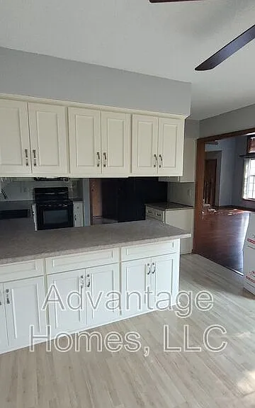 10701 W 115th Ter — Photo 10