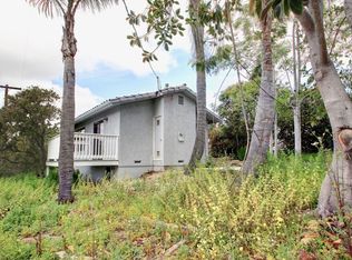 915-915 1/2 Valley Drive, Vista, CA 92084