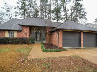 1016 Cumberland Dr, Brandon, MS 39047