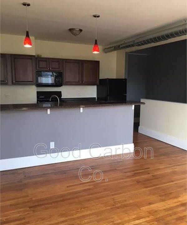 1st image of 1372 Hertel Ave