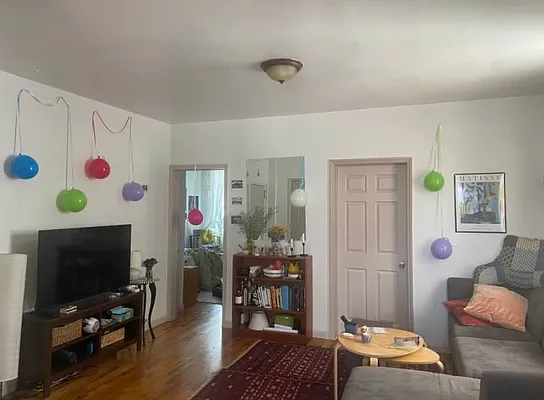 Rented by Delmark Realty LLC | media 15