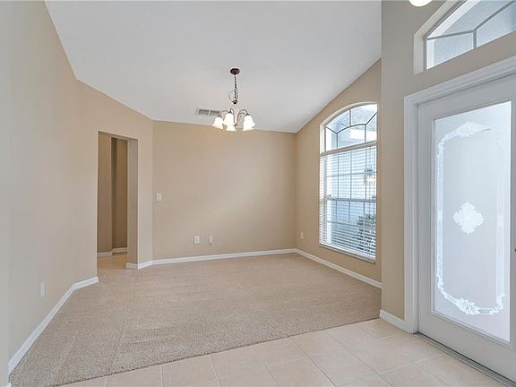 3rd image of 2311 Treetop Ln