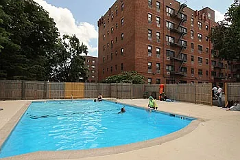 Irving Ave — Photo 7