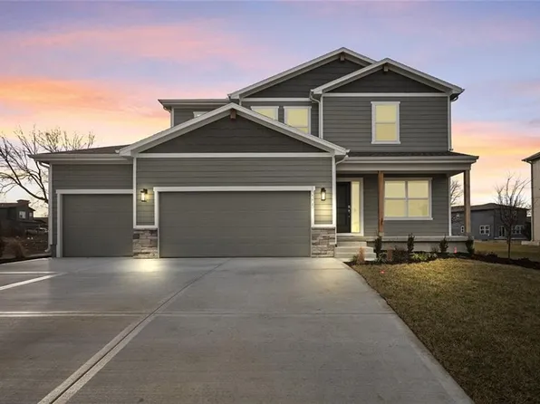 13305 W 179th St, Overland Park, KS 66013