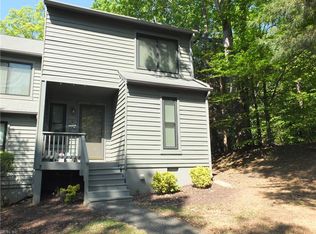 9747 Groundhog Dr, North Chesterfield, VA 23235