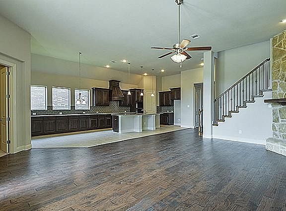 2nd image of 1314 Congress Ave
