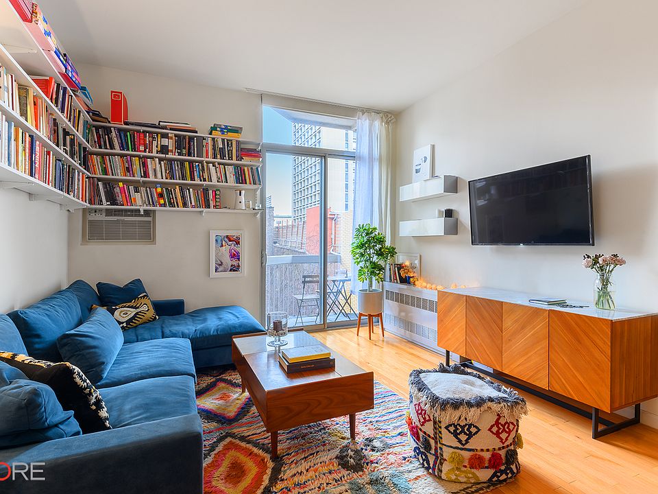 1st image of 184 Thompson St APT 5C