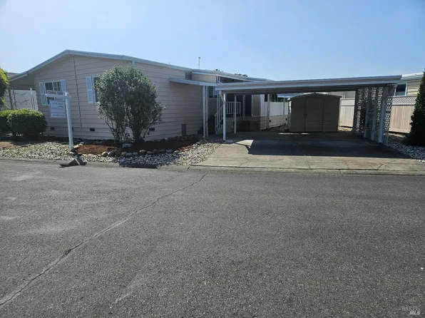 111 Estrella Drive #111, Santa Rosa, CA 95403