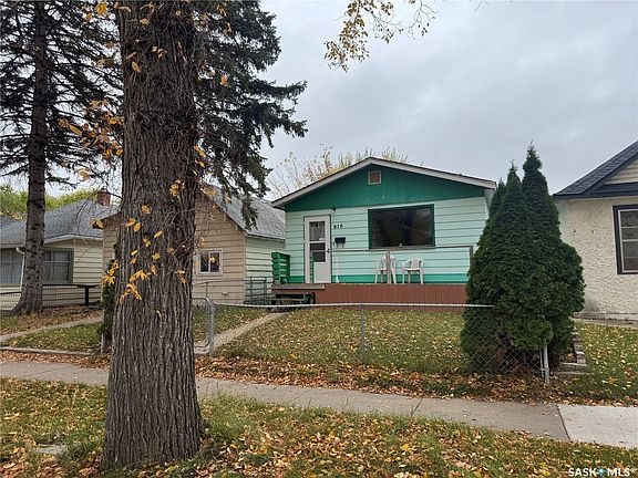 3rd image of 815 I Avenue S