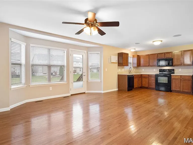 7026 Conner Pointe Dr — Photo 7