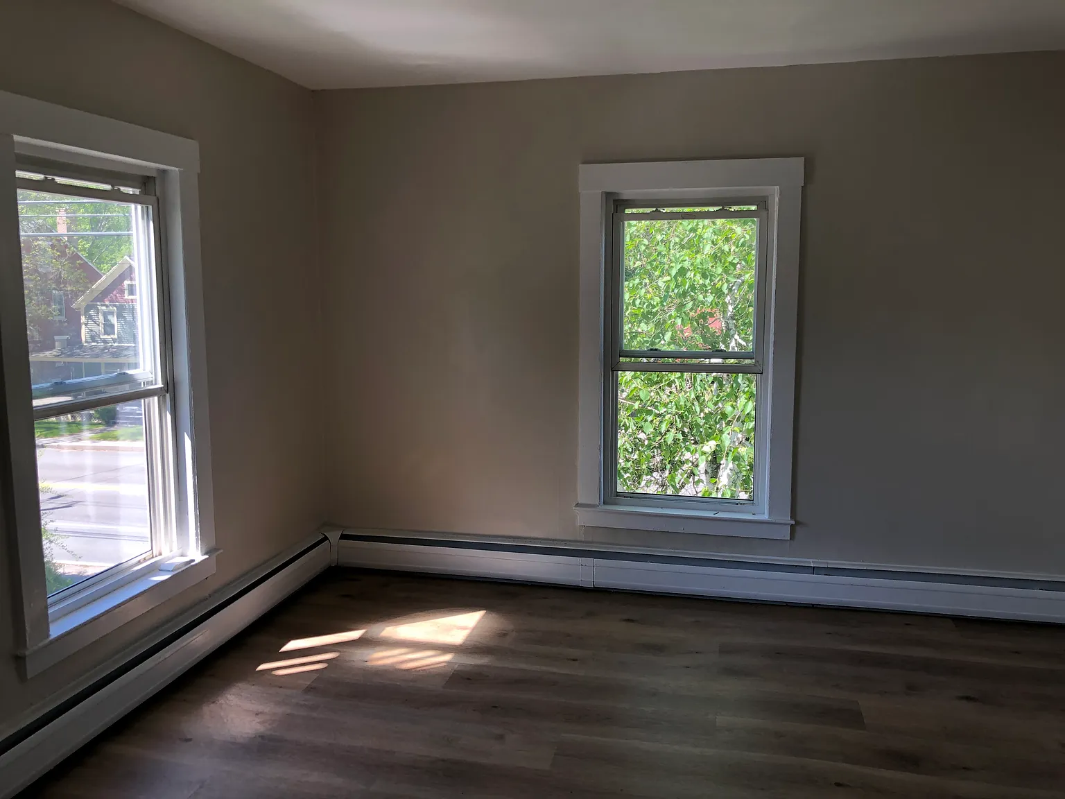 2 bed, 900 sqft, $1,700 — Photo 3
