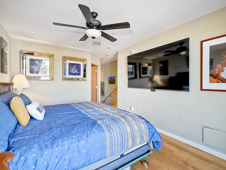 1052 Anchorage Ln — Photo 25