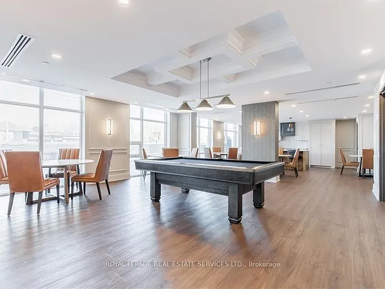 460 Dundas St E #1102 — Photo 36