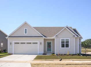 1003 Merri Hill Dr, Oregon, WI 53575