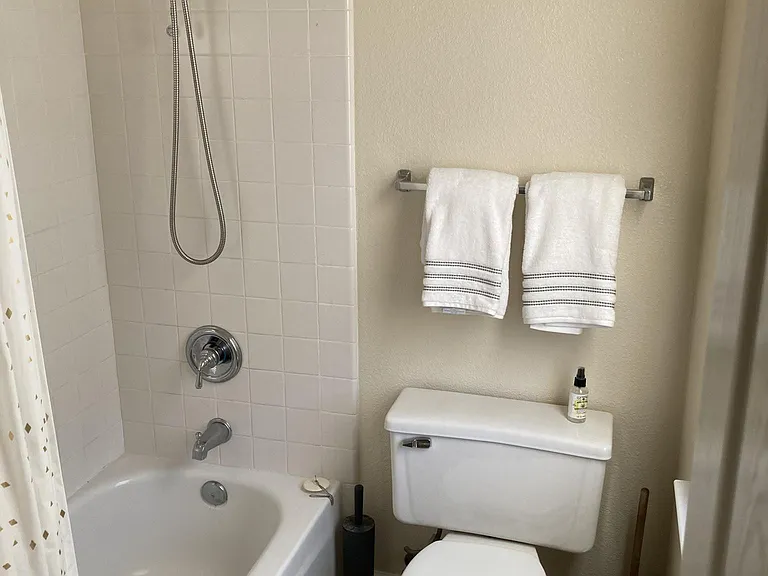 2nd floor bathroom