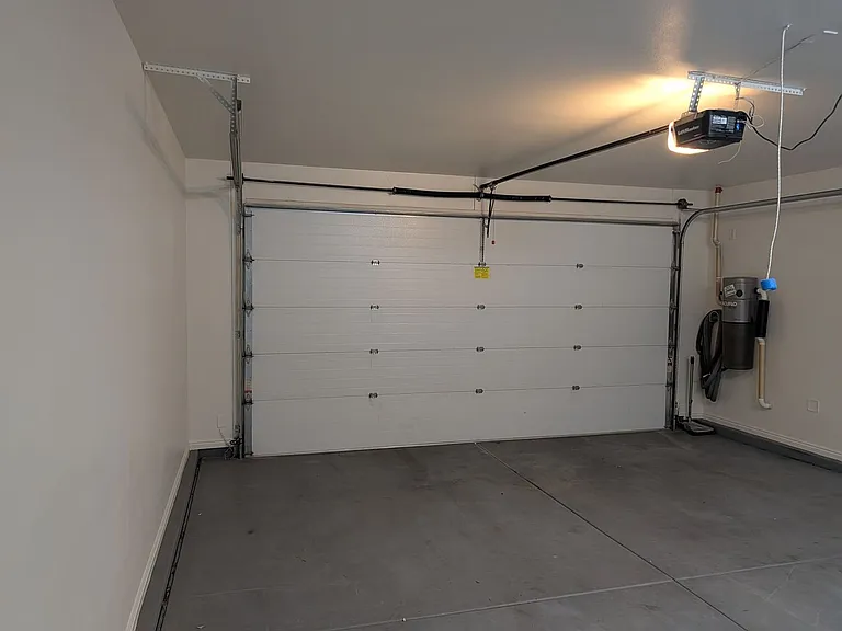 470 S 6250 W — Photo 9