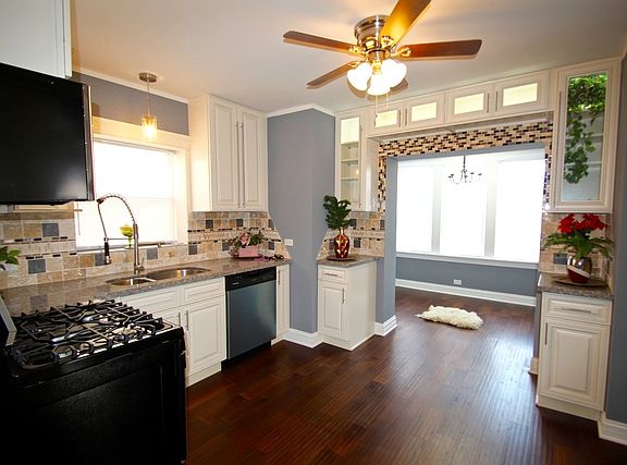 5th image of 8453 S Wolcott Ave