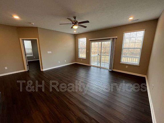4th image of 5642 Brownstone Dr