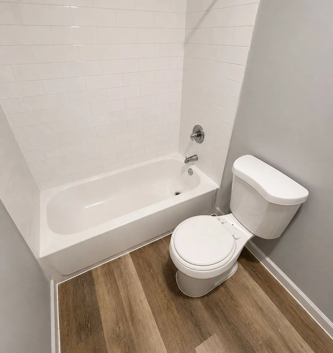 2 bed, $1,800 — Photo 4