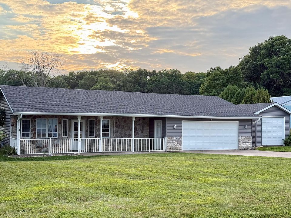 1st image of 39395 Twilight Rd