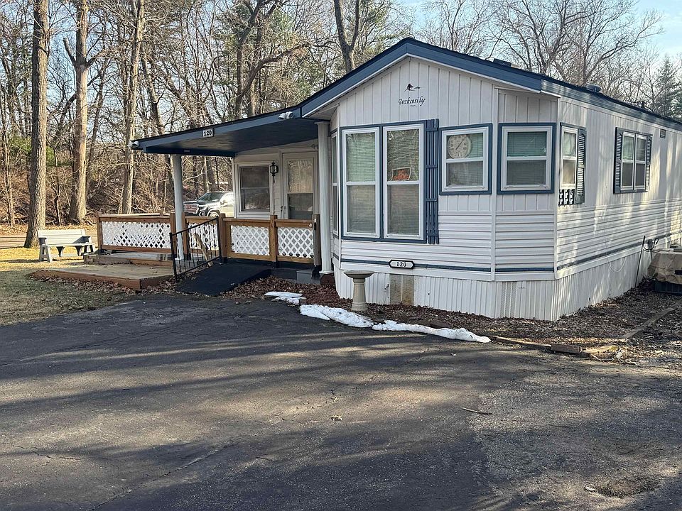 1st image of 120 Spring Brook Dr