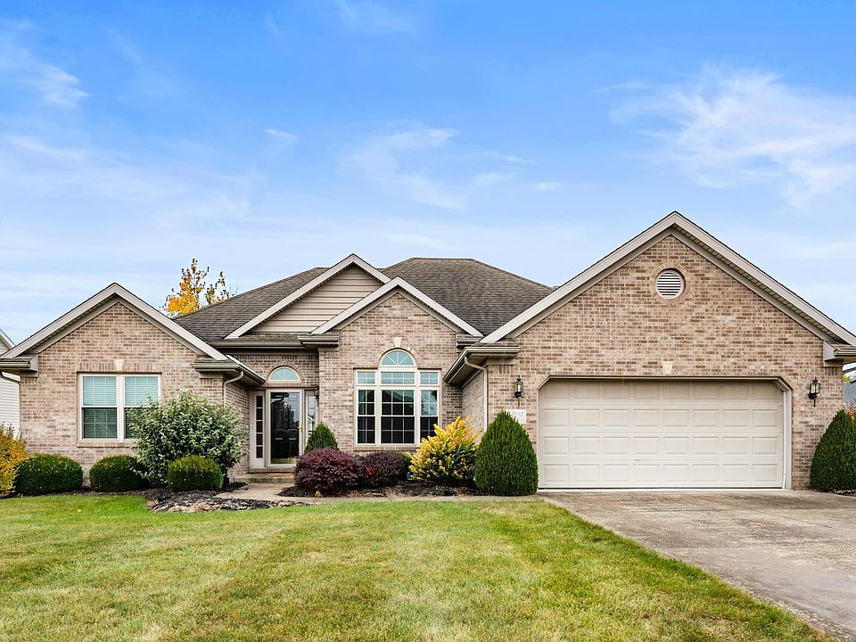 1st image of 5201 N Barnwood Dr