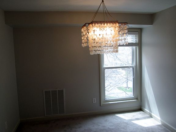 4th image of 11923 Parklawn Dr APT 304