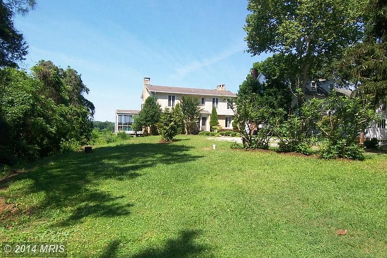 1st image of 420 W Joyce Ln