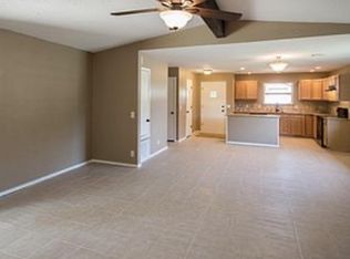 4101 S Cedar Ave, Broken Arrow, OK 74011