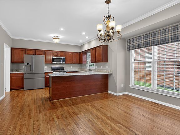 4th image of 4461 River Ridge Rd