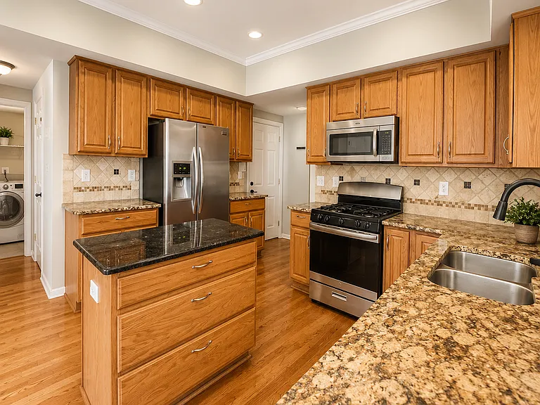 6615 Riva Ridge Ct — Photo 5