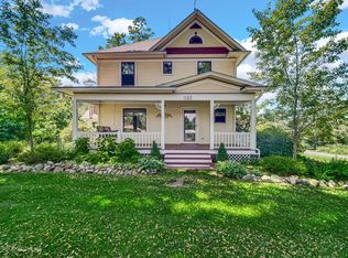 1152 Rigg Rd, Valparaiso, IN 46383