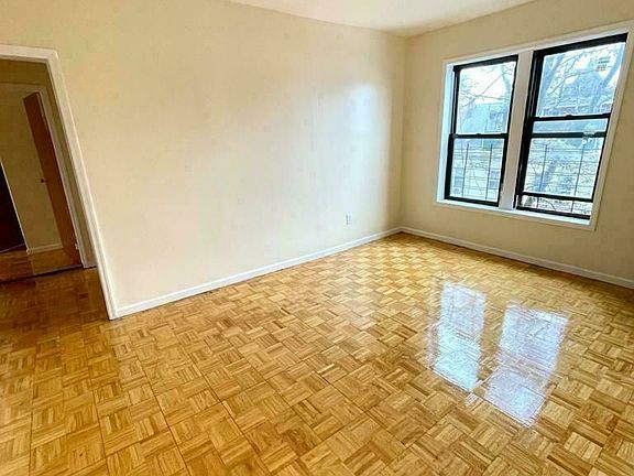 3rd image of 360 E 31st St APT 3B