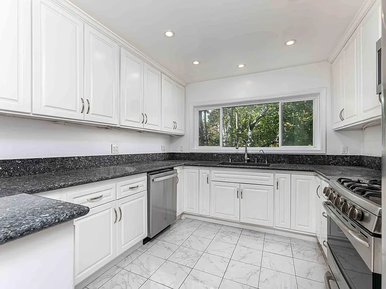3166 S Sepulveda Blvd #28 — Photo 19