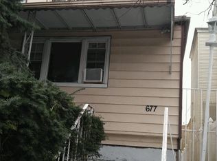 677 E 4th St, Brooklyn, NY 11218
