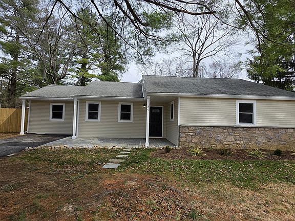 2nd image of 85 Conestoga Rd