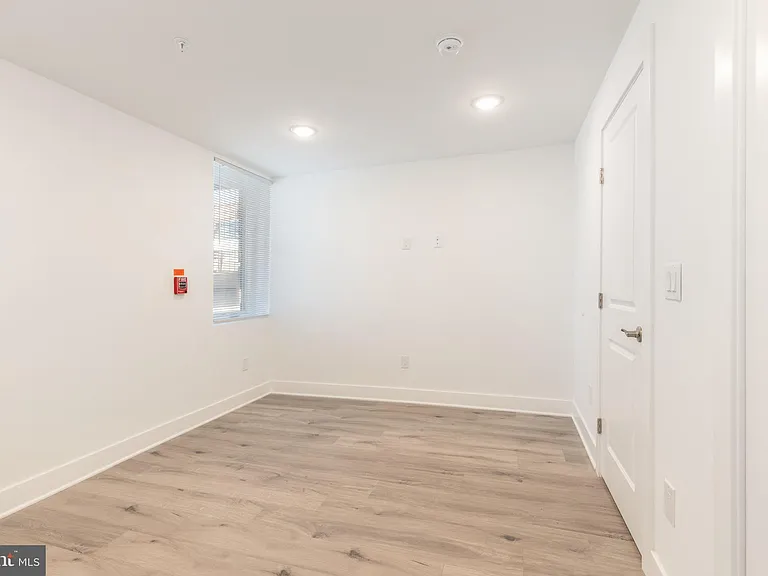 1423 N 8th St #3 — Photo 14