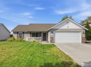 1114 W Luta Street, Moses Lake, WA 98837