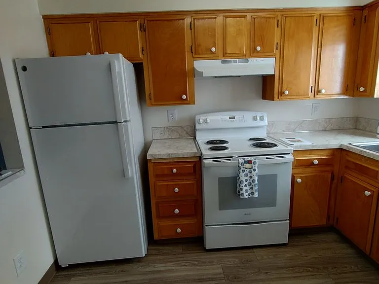 Country Pines Townhomes — Photo 27