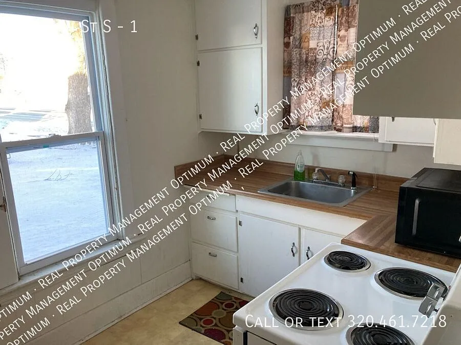 1 Bedroom 1 Bath Apartment Available Now - Breckenridge MN — Photo 3