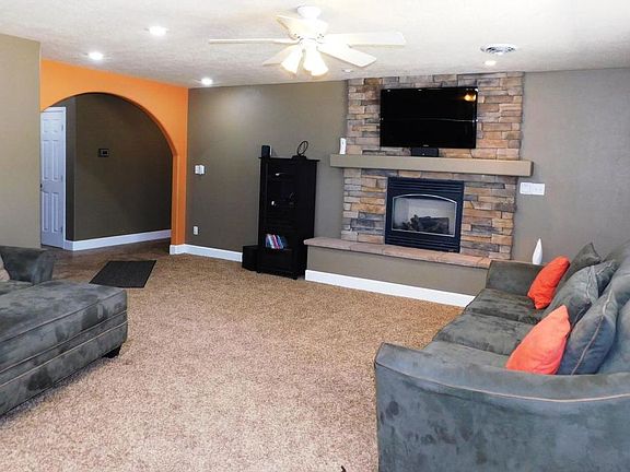 4th image of 5000 Pinecroft Dr