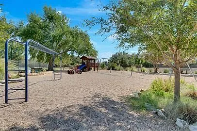 5309 Beckett Cir — Photo 36