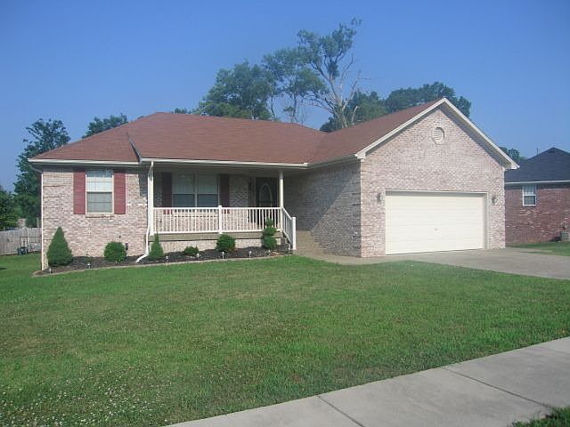 1st image of 305 River Edge Dr